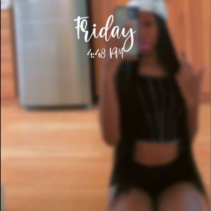 Meet your Posher, Alencia